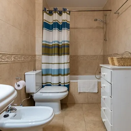 Chaparil 3-5 Spacious With Views Апартаменти Нерха