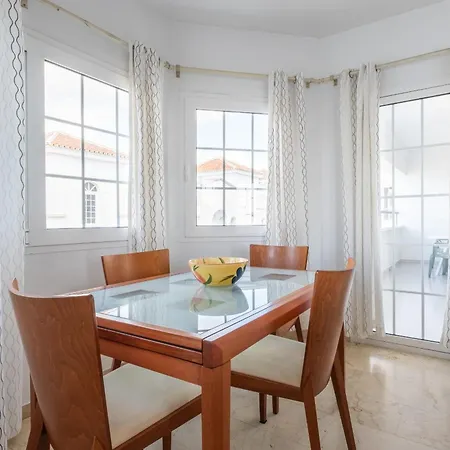 Chaparil 3-5 Spacious With Views Apartment *